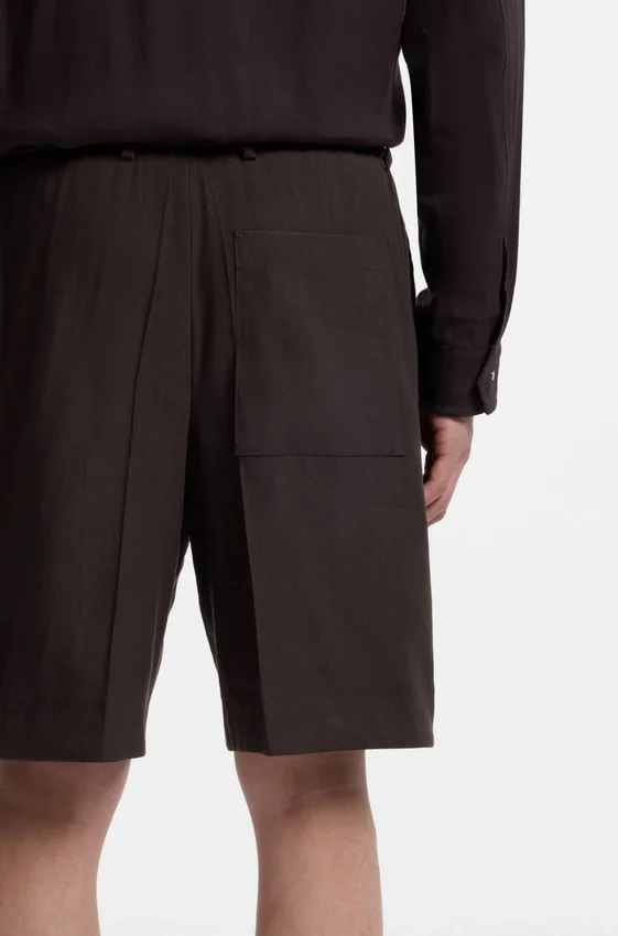 Relaxed-fit shorts in Tech Linen Relaxed-fit shorts in Tech Linen