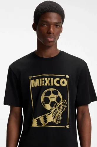 Relaxed-fit T-shirt in cotton with soccer artwork