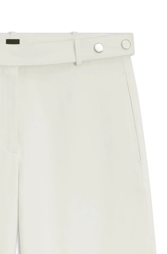 Relaxed-fit trousers in cotton canvas Relaxed-fit trousers in cotton canvas