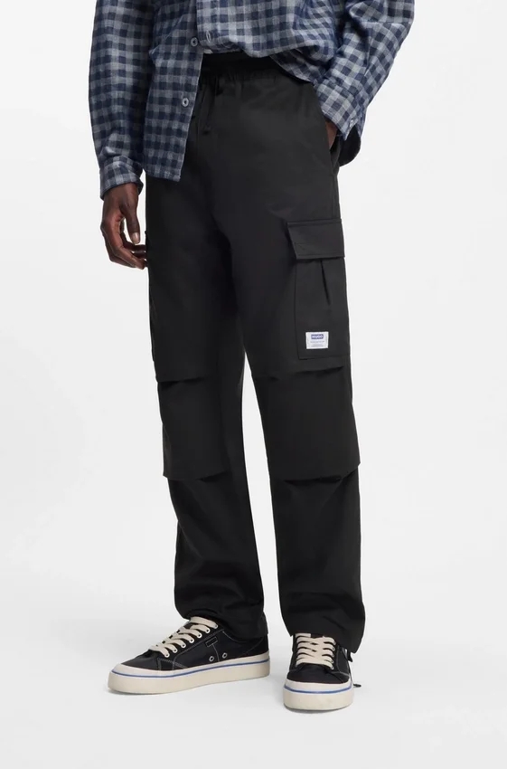Relaxed-fit trousers in ripstop fabric Relaxed-fit trousers in ripstop fabric