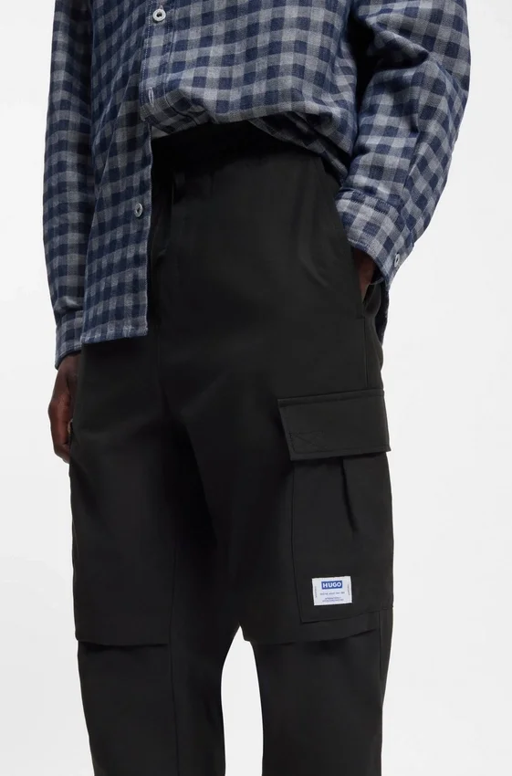 Relaxed-fit trousers in ripstop fabric Relaxed-fit trousers in ripstop fabric