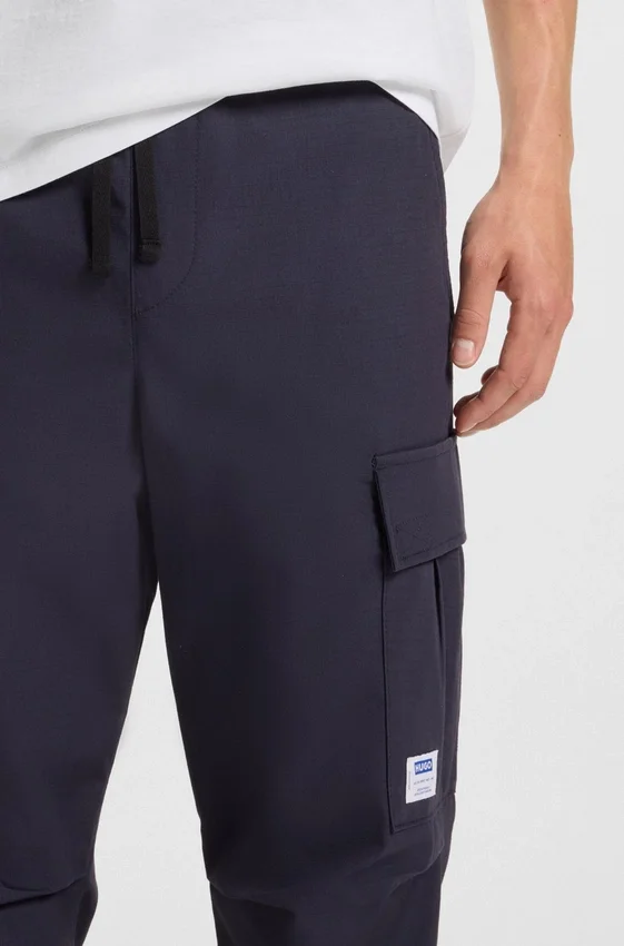 Relaxed-fit trousers in ripstop fabric Relaxed-fit trousers in ripstop fabric
