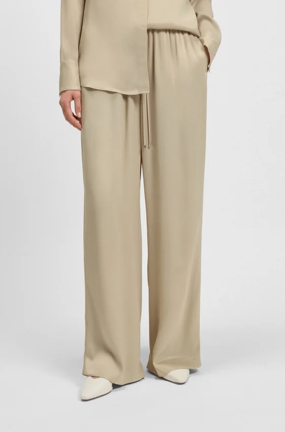Relaxed-fit trousers in satin Relaxed-fit trousers in satin