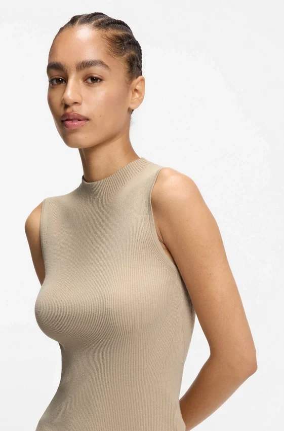 Ribbed top with mock neckline Ribbed top with mock neckline