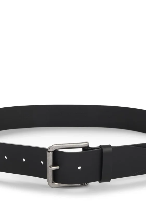 Roller-buckle belt in leather Roller-buckle belt in leather