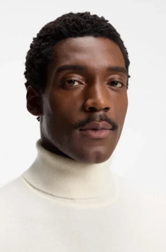 Rollneck sweater in cashmere