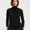 Rollneck sweater in merino wool