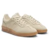 Rubber-sole trainers in suede