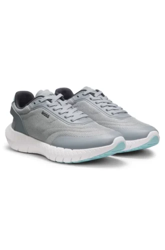 Running sneakers with leather trims