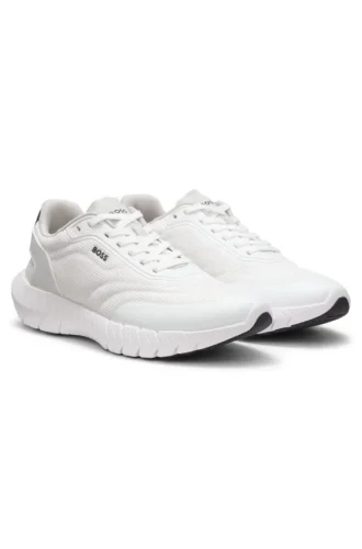 Running sneakers with leather trims
