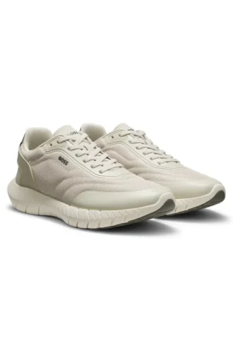 Running sneakers with leather trims