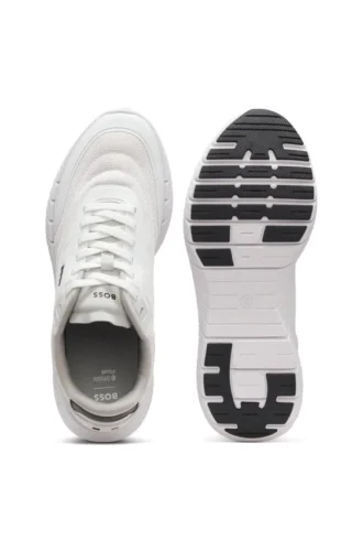 Running sneakers with leather trims