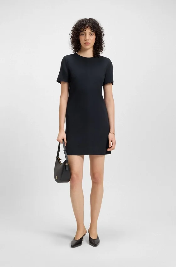 Shift dress in soft crepe Shift dress in soft crepe