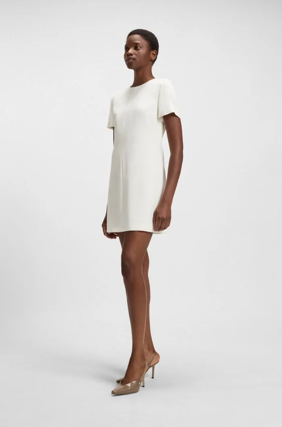 Shift dress in soft crepe Shift dress in soft crepe