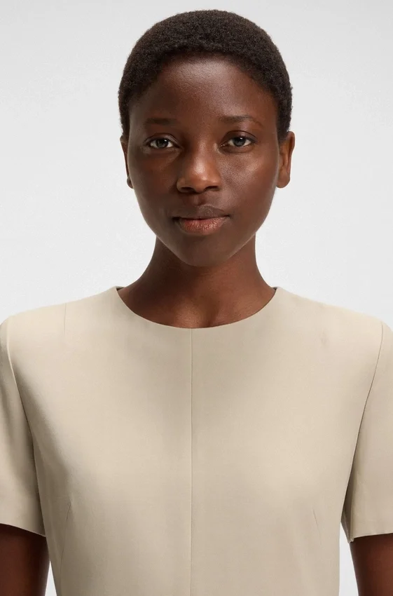 Shift dress in soft crepe Shift dress in soft crepe