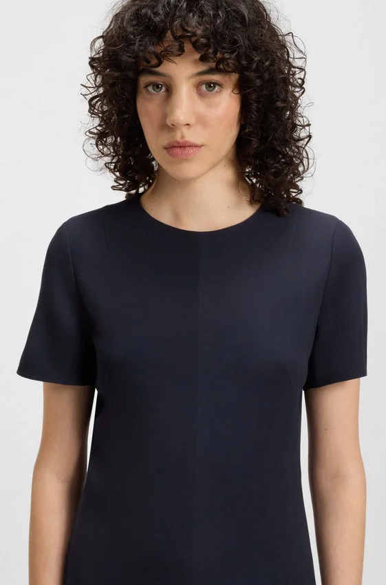 Shift dress in soft crepe Shift dress in soft crepe