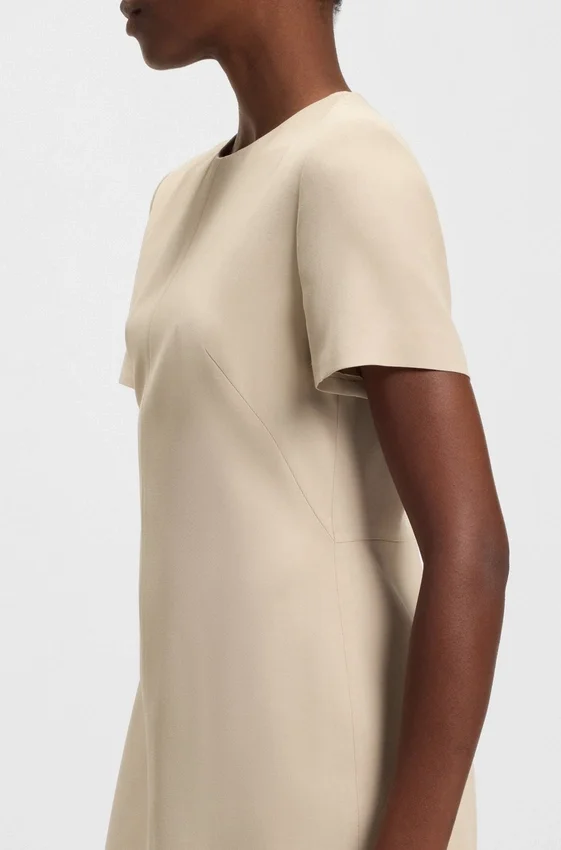 Shift dress in soft crepe Shift dress in soft crepe