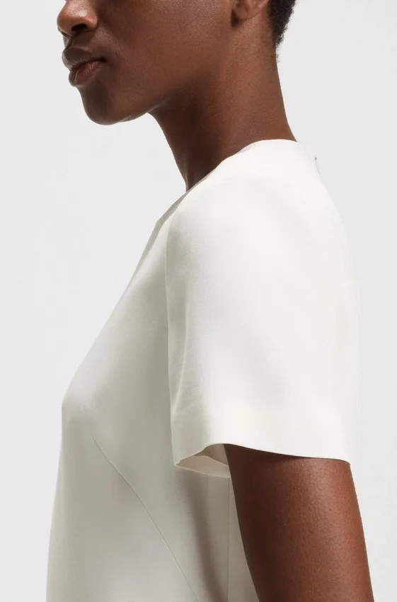 Shift dress in soft crepe Shift dress in soft crepe