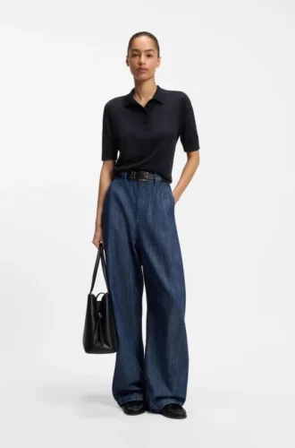 Short-sleeved sweater in merino wool with polo collar