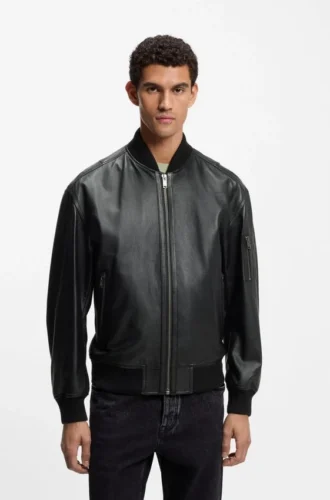 Sleeve-pocket bomber jacket in leather