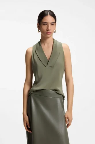 Sleeveless blouse in sandwashed silk with V neckline