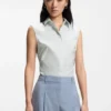 Sleeveless slim-fit blouse in a cotton blend