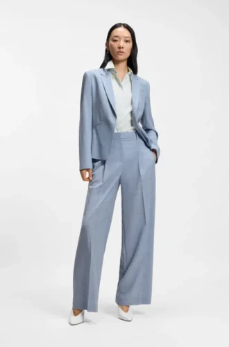 Sleeveless slim-fit blouse in a cotton blend
