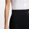 Sleeveless slim-fit blouse in a cotton blend