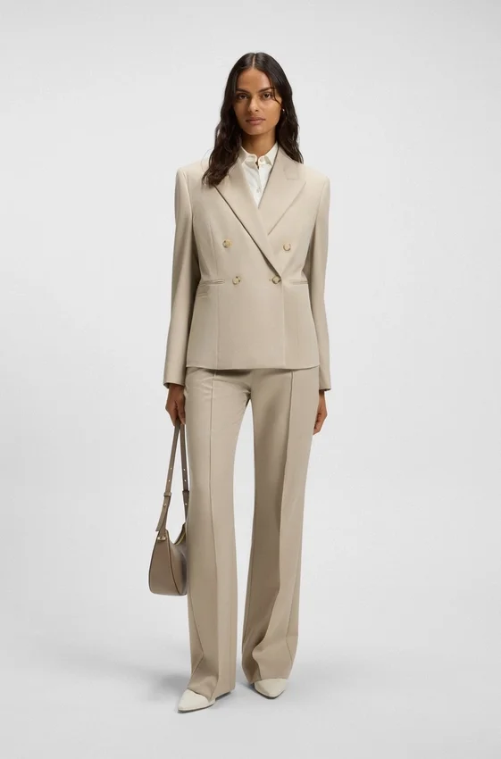 Slim-fit blazer in virgin-wool twill Slim-fit blazer in virgin-wool twill