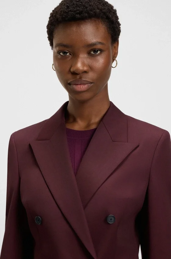 Slim-fit blazer in virgin-wool twill Slim-fit blazer in virgin-wool twill