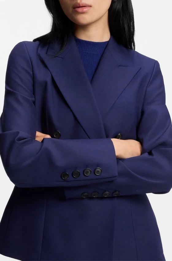 Slim-fit blazer in virgin-wool twill Slim-fit blazer in virgin-wool twill
