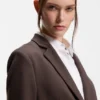 Slim-fit blazer with angled darts