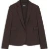 Slim-fit blazer with angled darts