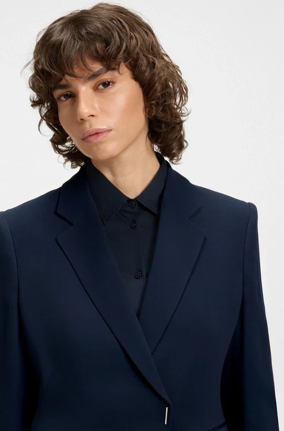 Slim-fit blazer with press-stud closure Slim-fit blazer with press-stud closure
