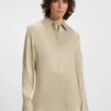 Slim-fit blouse in satin Slim-fit blouse in satin