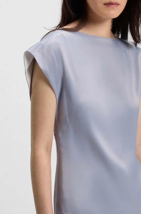 Slim-fit blouse with draped neckline Slim-fit blouse with draped neckline