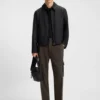 Slim-fit cargo trousers in herringbone fabric Slim-fit cargo trousers in herringbone fabric