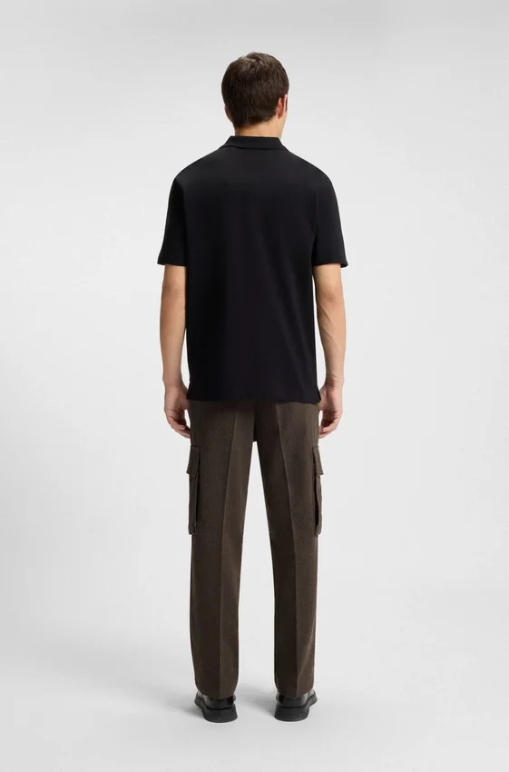 Slim-fit cargo trousers in herringbone fabric Slim-fit cargo trousers in herringbone fabric