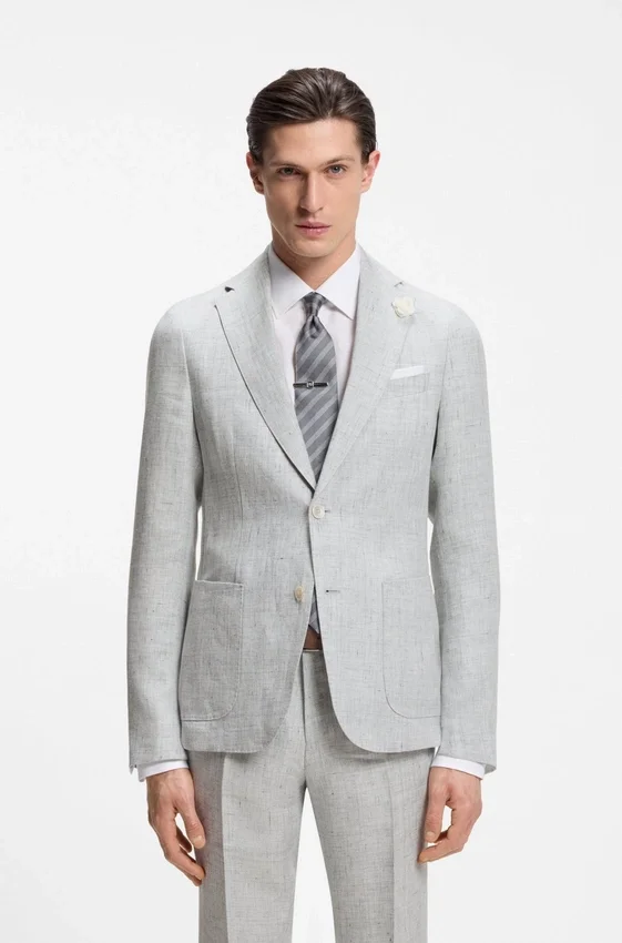 Slim-fit jacket in patterned linen Slim-fit jacket in patterned linen
