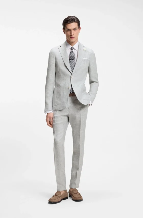 Slim-fit jacket in patterned linen Slim-fit jacket in patterned linen