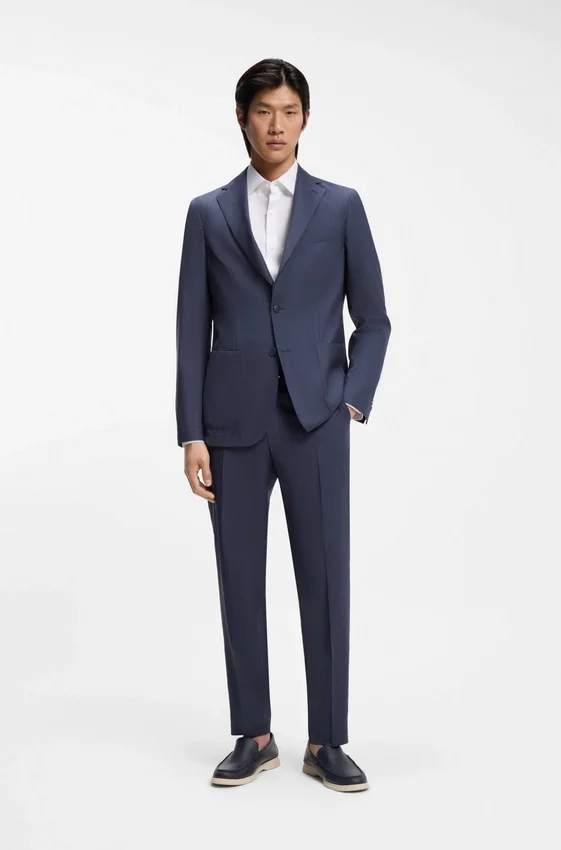 Slim-fit jacket in washable virgin wool Slim-fit jacket in washable virgin wool