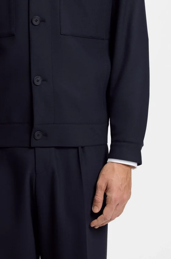 Slim-fit jacket in wrinkle-resistant twill Slim-fit jacket in wrinkle-resistant twill