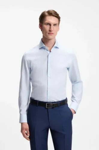 Slim-fit shirt in a structured cotton blend