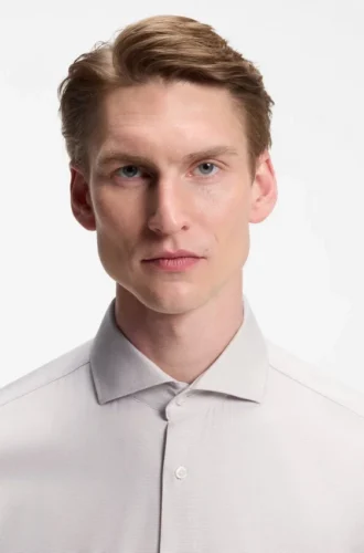 Slim-fit shirt in a structured cotton blend