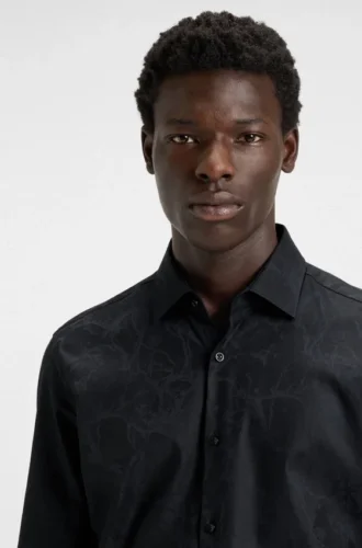Slim-fit shirt in cotton with a stacked-logo jacquard