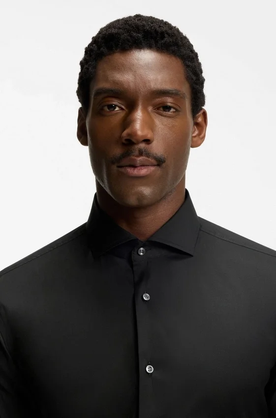 Slim-fit shirt in easy-iron cotton-blend poplin Slim-fit shirt in easy-iron cotton-blend poplin