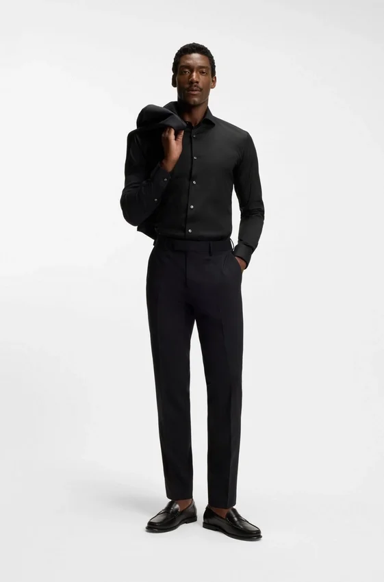 Slim-fit shirt in easy-iron cotton-blend poplin Slim-fit shirt in easy-iron cotton-blend poplin