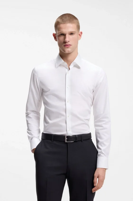 Slim-fit shirt in easy-iron cotton poplin Slim-fit shirt in easy-iron cotton poplin