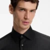 Slim-fit shirt in easy-iron cotton poplin Slim-fit shirt in easy-iron cotton poplin