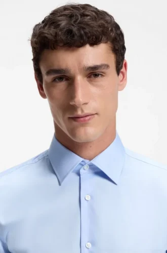 Slim-fit shirt in easy-iron cotton poplin
